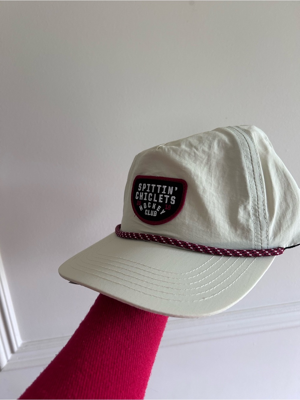 Spittin' Chiclets Hockey Club Rope Hat in Tan